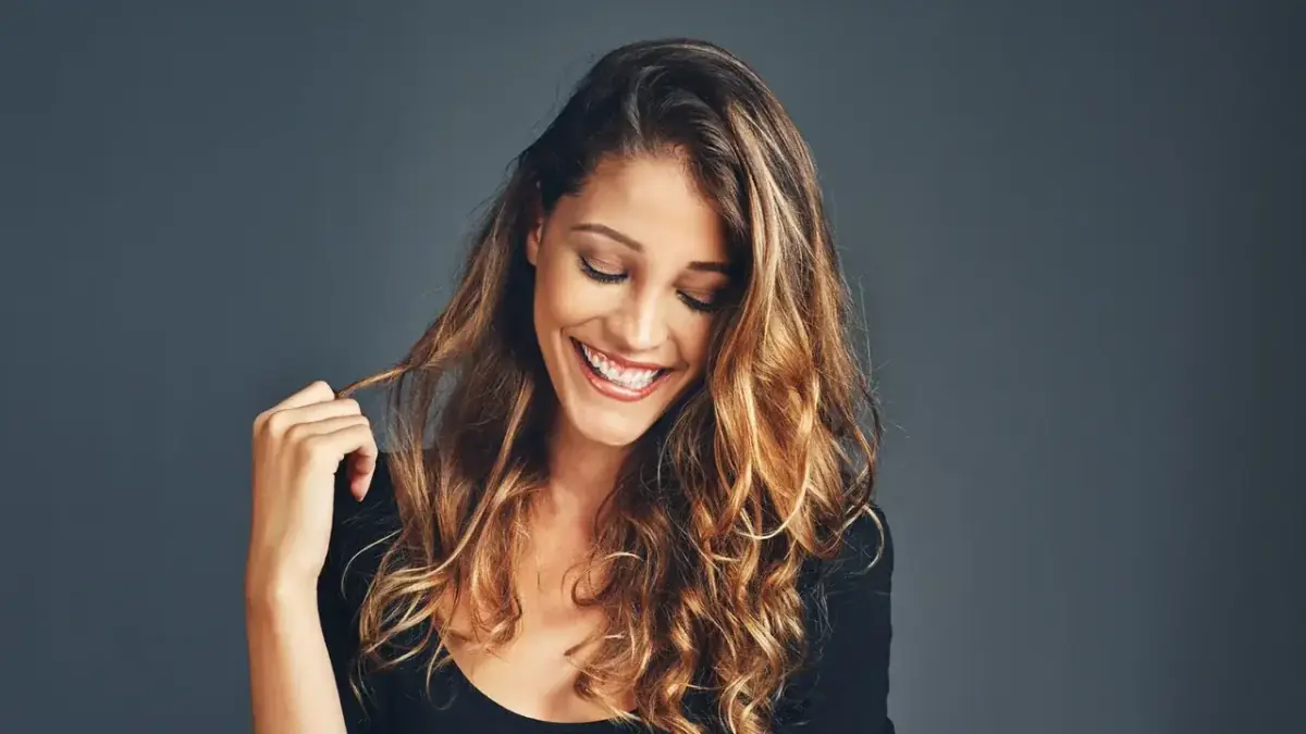 Wenn der Coiffeur St. Gallen zum Farbkünstler wird: Balayage – der kreative Haar-Trend für kompromisslose Leichtigkeit