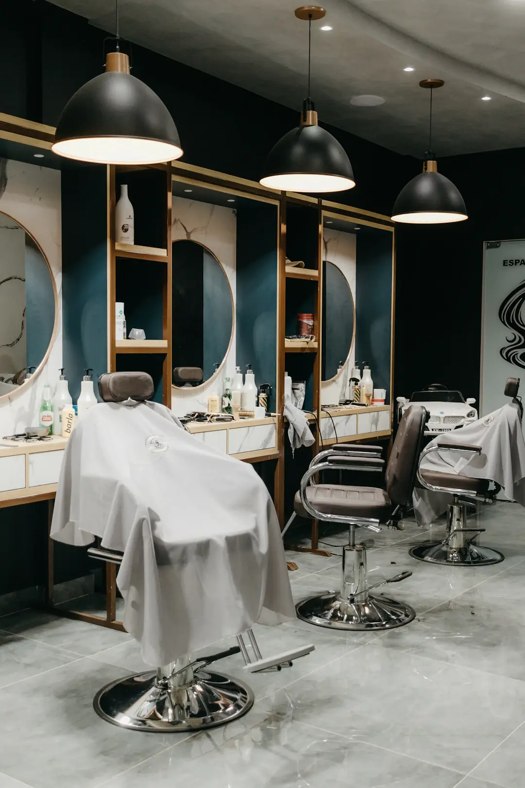 Haarsalons in St. Gallen: die perfekte Kombination aus Haar- und Nagelpflege