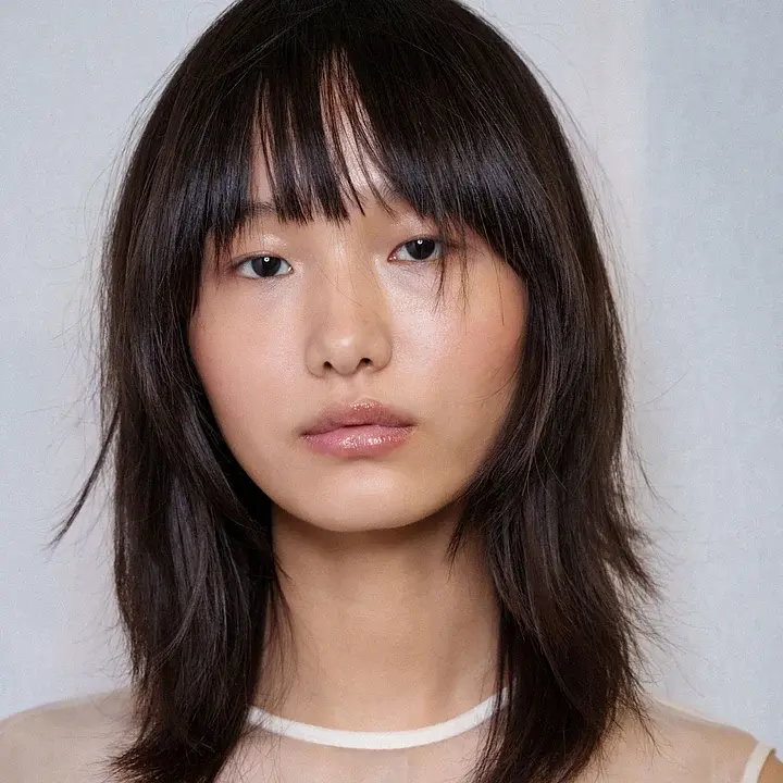 Stufiger Bob für mehr Fülle am Oberkopf, perfekt gestylt von Ella im Beautycenter by Neta St. Gallen.