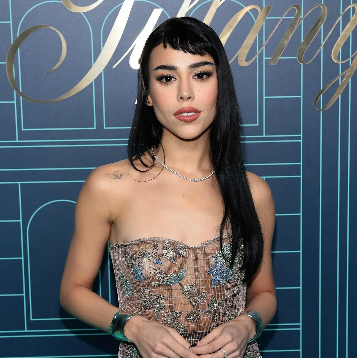 Kurzer Pony Micro Bangs, angesagter Haarschnitt für Damen in St. Gallen.