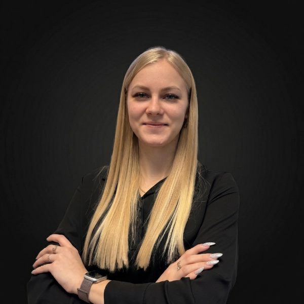 Lena · Junior Nageldesignerin im Beautycenter by Neta St. Gallen